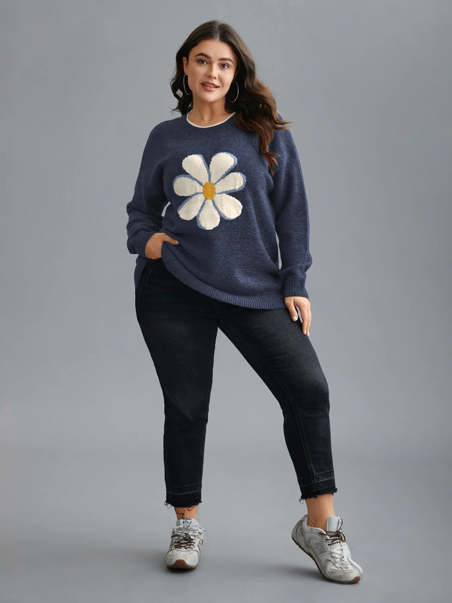 Floral Textured Crew Neck Pullover