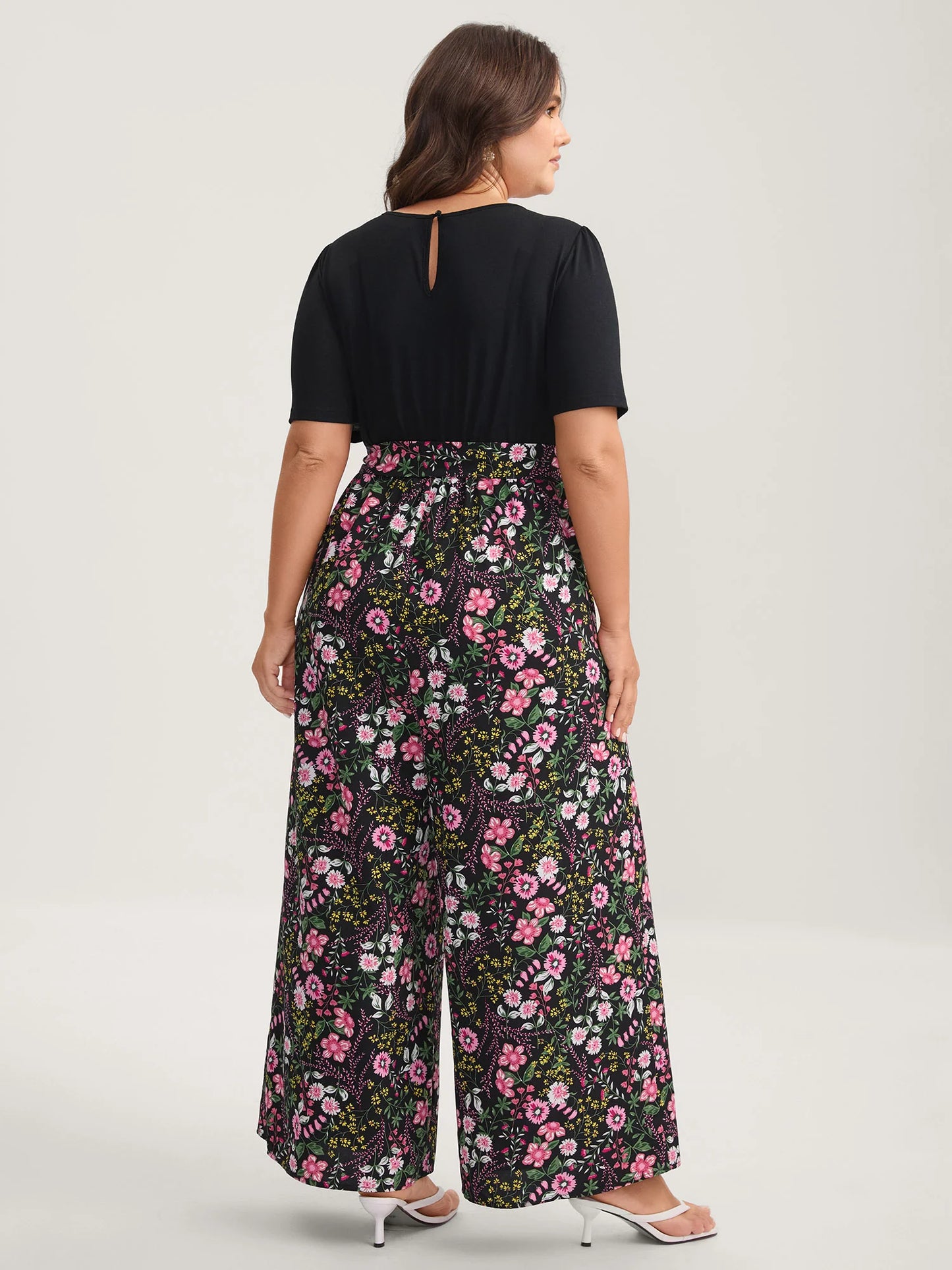 Color Contrast Belted Panel Pockets Jumpsuit