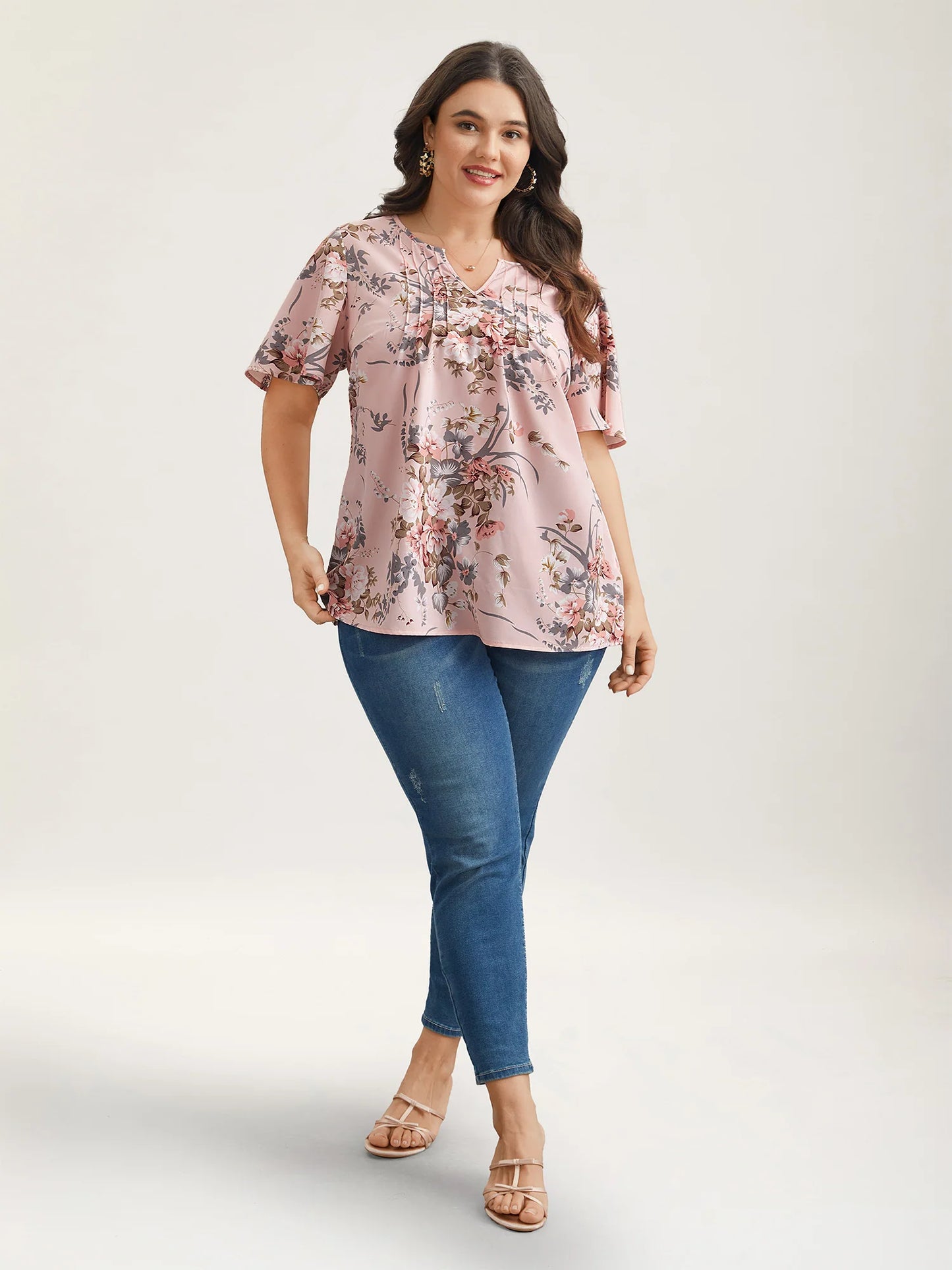 Spring Pattern Neck Cut-Out Pleated Shirt