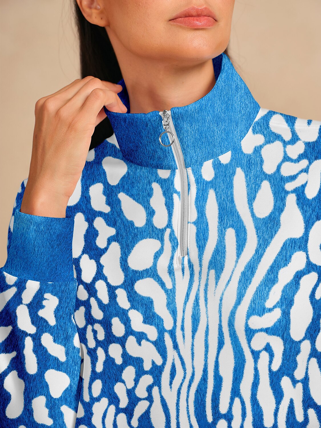 Wildlife Party Golf Sweatshirt