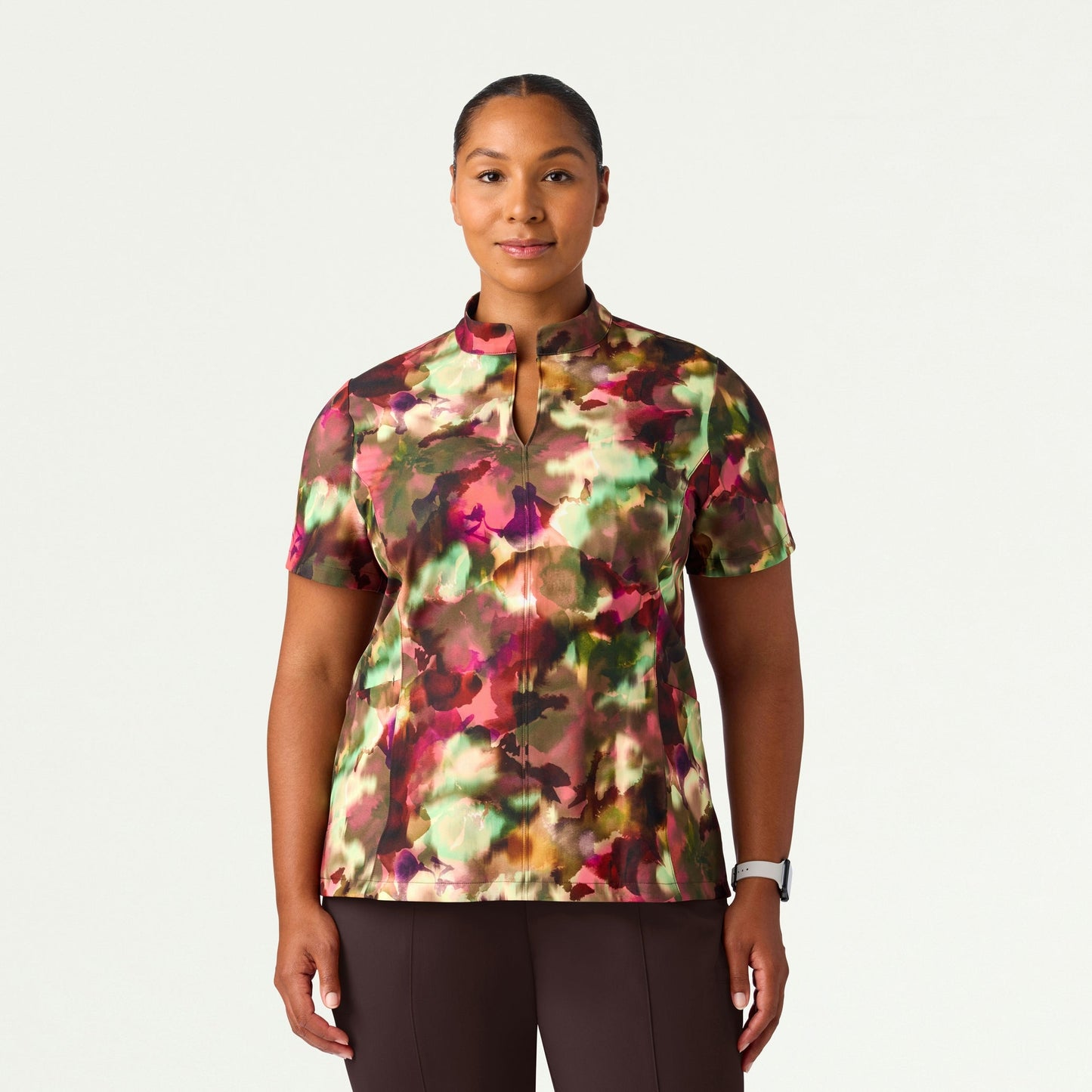 Aria Fit & Flare Mock-Neck Scrub Top - Floral Haze