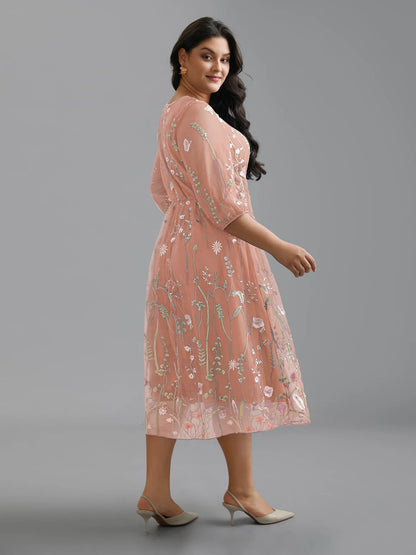 Floral Embroidered Elastic Waist Lined Midi Dress