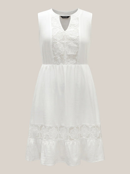 Floral Textured Solid Tiered Hem Midi Dress