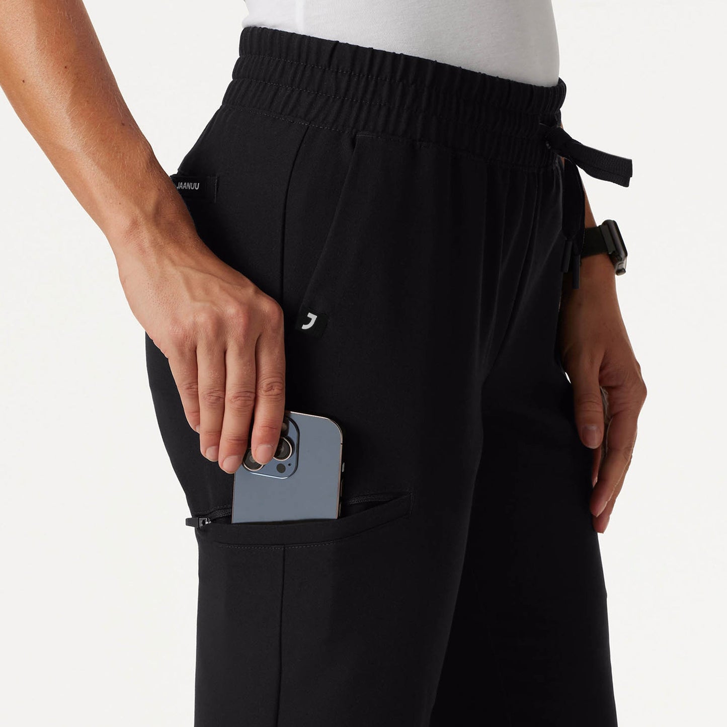 Jace Skinny 7-Pocket Scrub Jogger - Black