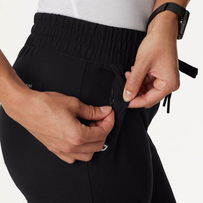 Jace Skinny 7-Pocket Scrub Jogger - Black
