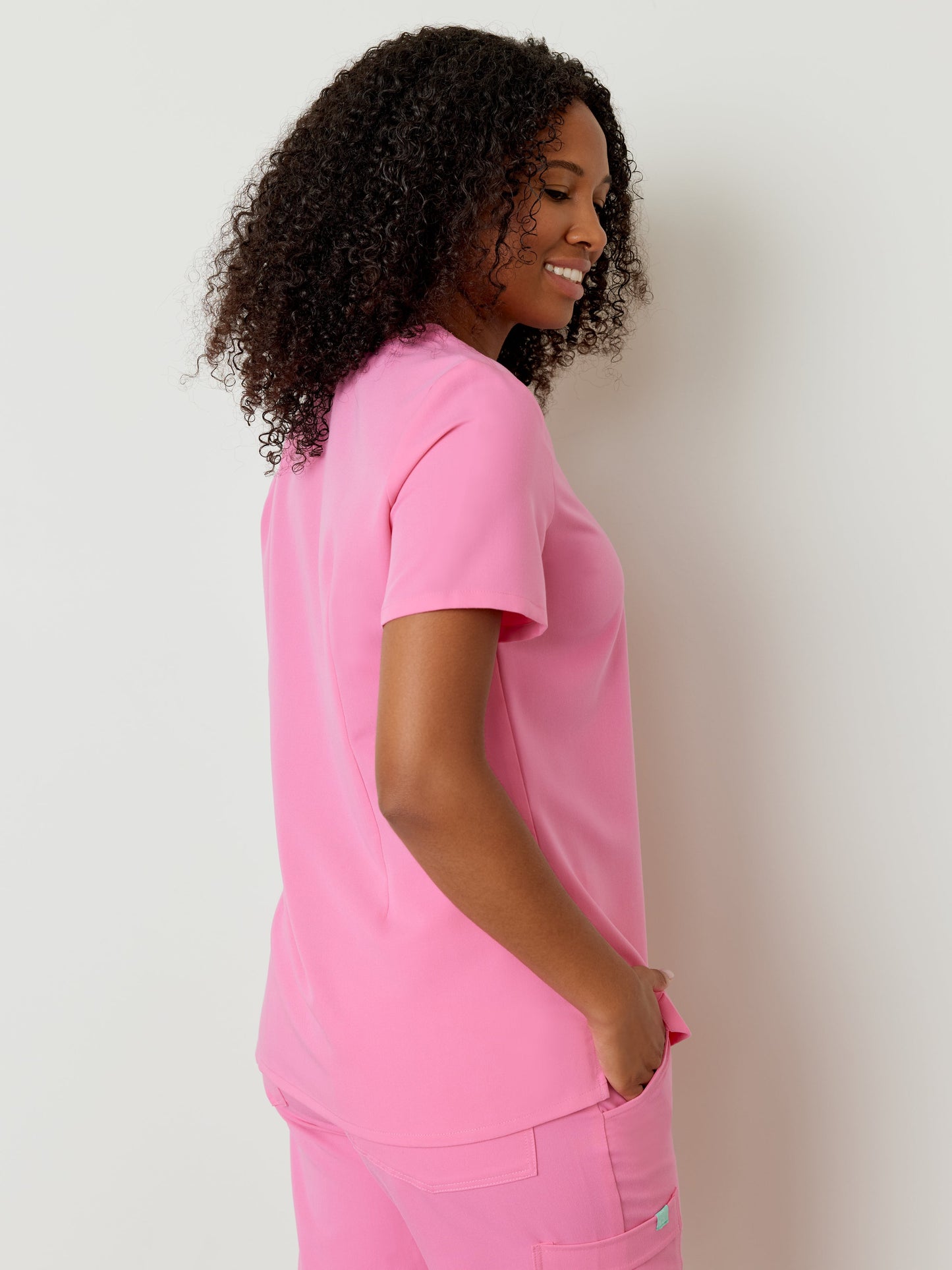 GABRIELLE RE-GARDE™ - BUBBLE PINK - One Pocket Scrub Top - SILVADUR™ - Final Sale